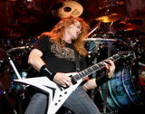 Dave Mustaine discuta despre amplificatoarele Marshall (video)