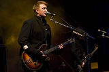 Queens Of The Stone Age relanseaza Rated R