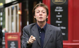 Paul McCartney sustine prima sa conferinta web