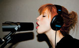 Posibil loc intai pentru solista Paramore la radioul britanic