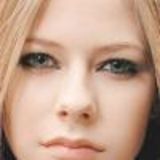 Avril Lavigne nu mai poate canta