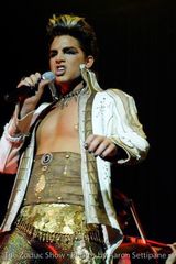 Adam Lambert ar putea fi noul solist Queen