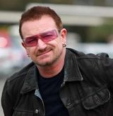 U2 au fost primiti cu proteste in orasul natal