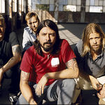 Dave Grohl si Foo Fighters colaboreaza cu producatorul Nirvana