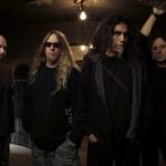 Kerry King canta alaturi de Megadeth in California (video)