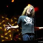 Robert Plant vroia sa renunte la muzica pentru a deveni profesor