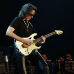 Poze cu Steve Vai in concert la Bucuresti