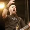 Anthrax canta cu Iron Maiden