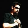 Solistul System Of A Down goes solo