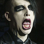 Marilyn Manson este speriat de sange