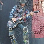 DJ Ashba: Nu incerc sa inlocuiesc pe nimeni in Guns N Roses