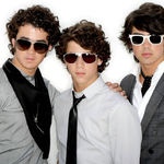 Jonas Brothers - Paranoid (New Video 2009)