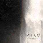 Asculta albumul de debut Philm