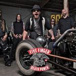 Five Finger Death Punch intra in studio in ianuarie