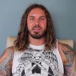 Exceptii in cazul solistului As I Lay Dying, Tim Lambesis