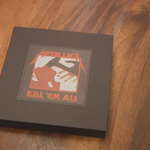 Kill 'Em All deluxe, unboxing cu James Hetfield