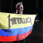Metallica au strans 9 tone de mancare pentru familiile sarace din Columbia