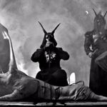 Behemoth au starnit reactii controversate cu o simpla poza