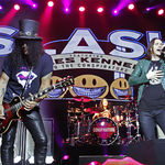 Slash va scoate un nou album alaturi de Myles Kennedy and The Conspirators