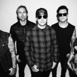 In curand iese noul album Avenged Sevenfold