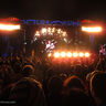 Poze Concert AC/DC in Romania la Bucuresti pe 16 mai 2010 (User Foto) - Public fericit