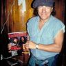Poze Poze AC/DC - Brian with Maiden magazine