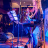 Poze Anneke Van Giersbergen (The Gathering) si Arjen Lucassen (Ayreon) canta la Bucuresti pe 19 februarie (User Foto) - Poze "The Gentle Storm" in Hard Rock Cafe