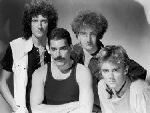 iTunes ofera un joc bazat pe opera muzicala Queen - We Will Rock You