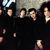 Solistul The Cure se machiaza in avion