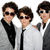 Fanele Jonas Brothers au asaltat BBC Radio 1 Fanele Jonas Brothers au asaltat BBC Radio 1