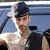 Travis Barker isi face curaj sa urce iar in avion dupa accidentul din 2008 Travis Barker isi face curaj sa urce iar in avion dupa accidentul din 2008