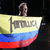 Metallica au strans 9 tone de mancare pentru familiile sarace din Columbia Metallica au strans 9 tone de mancare pentru familiile sarace din Columbia