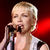 Solista Annie Lennox il ataca pe Papa Solista Annie Lennox il ataca pe Papa
