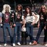 Poze Poze Iron Maiden - Maiden hangin\\' out with Ed!
